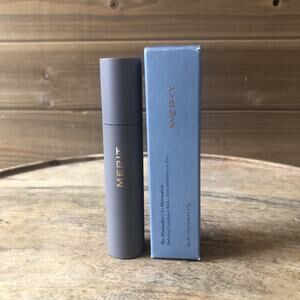 MERIT The Minimalist Perfecting Complexion Foundation/Concealer Stick Amber iNIB
